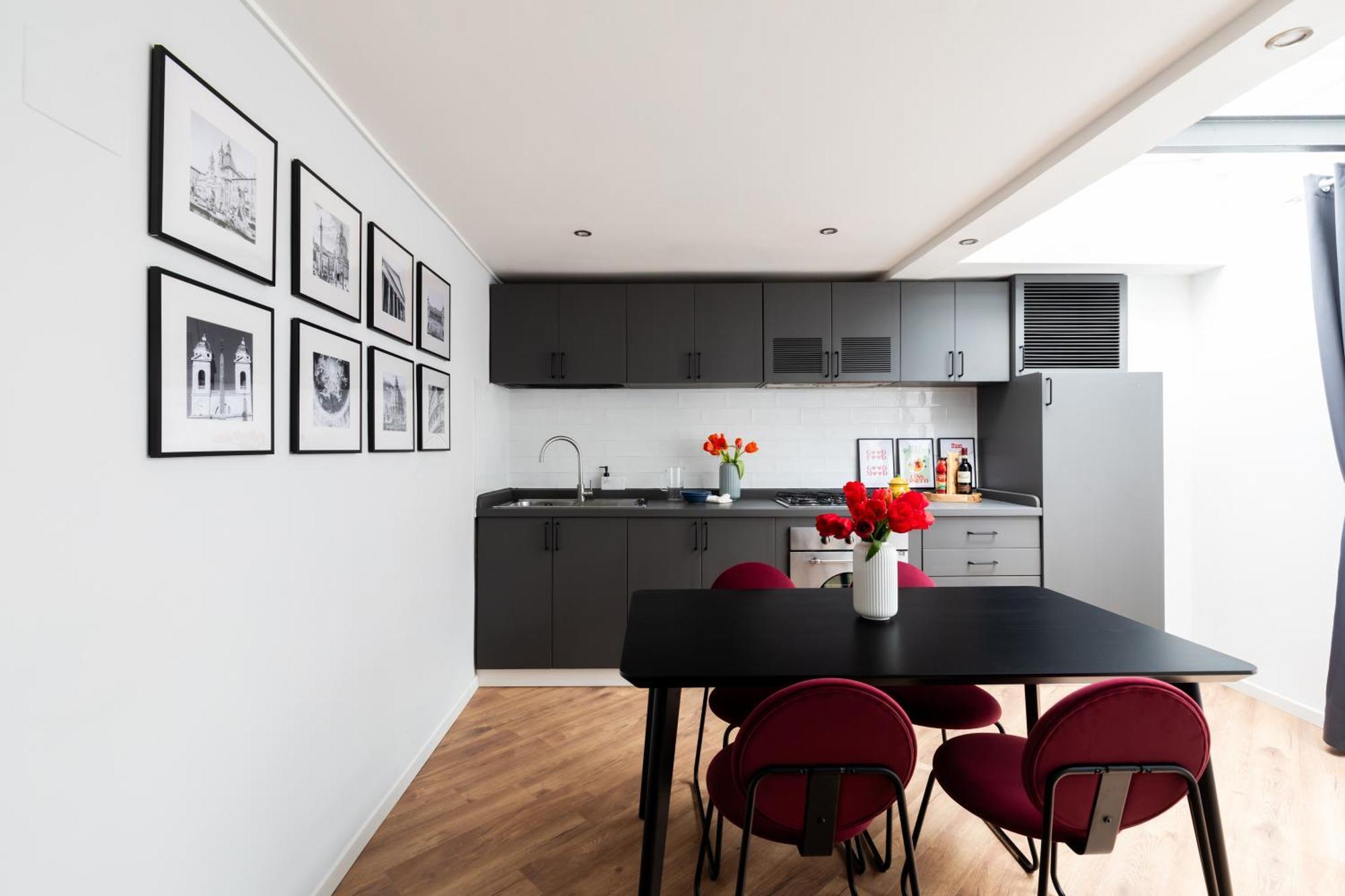 Trastevere Boutique Apartment Rzym Zewnętrze zdjęcie